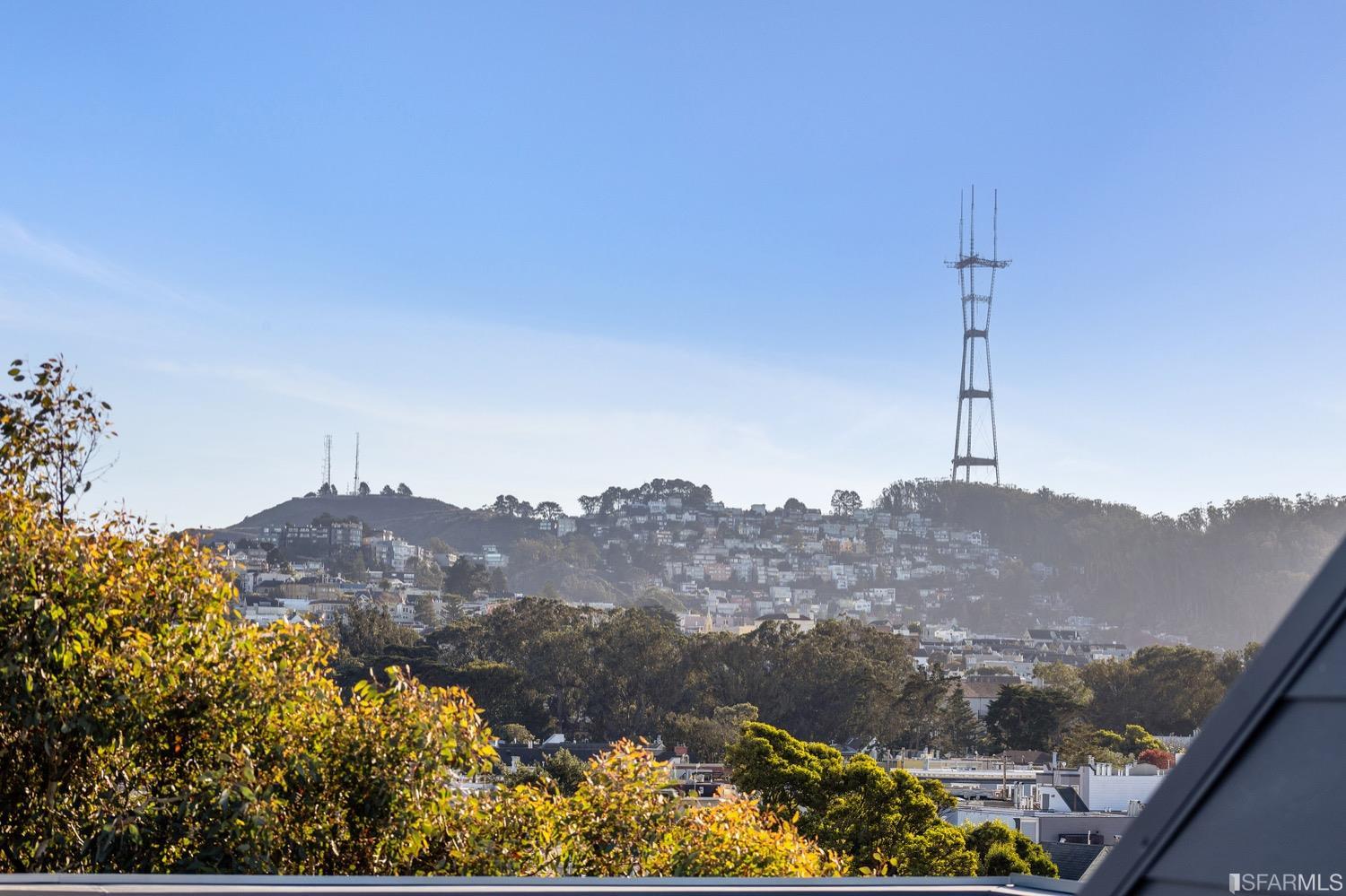 709 Lyon Street Unit: 4