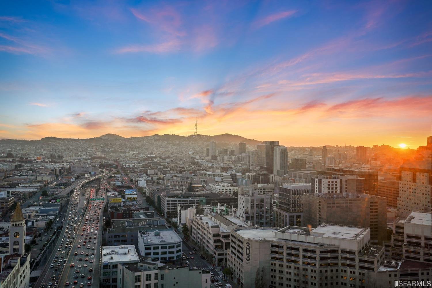 425 1st Street Unit: 2903