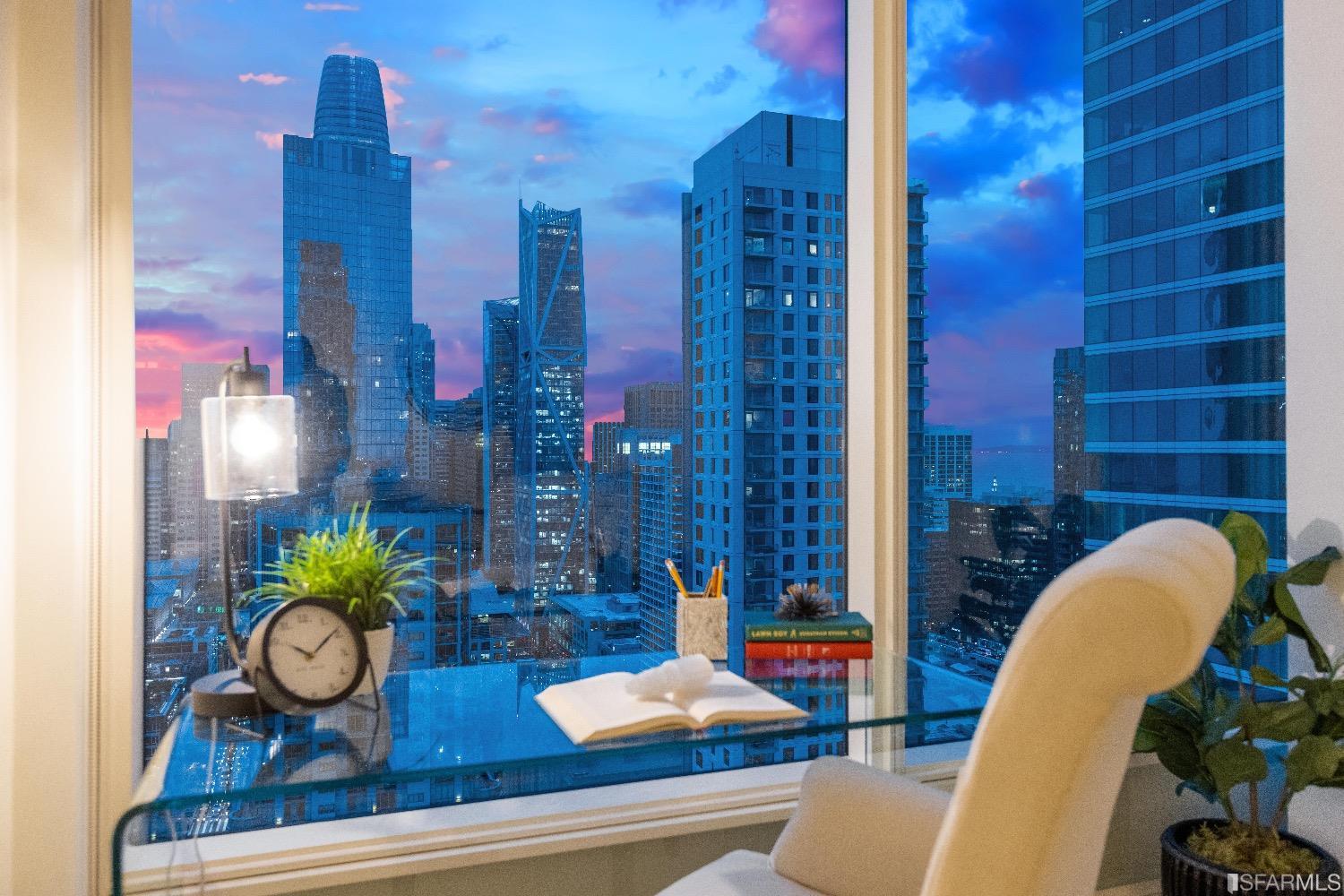 425 1st Street Unit: 2903