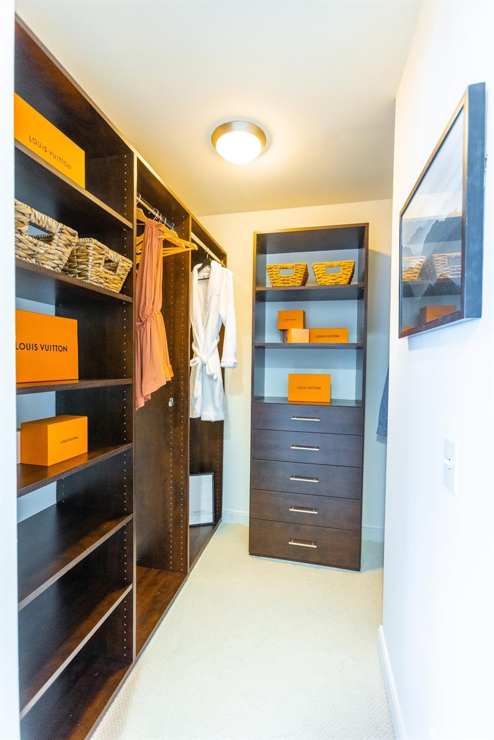 425 1st Street Unit: 2903