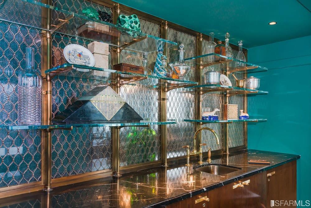 425 1st Street Unit: 2903