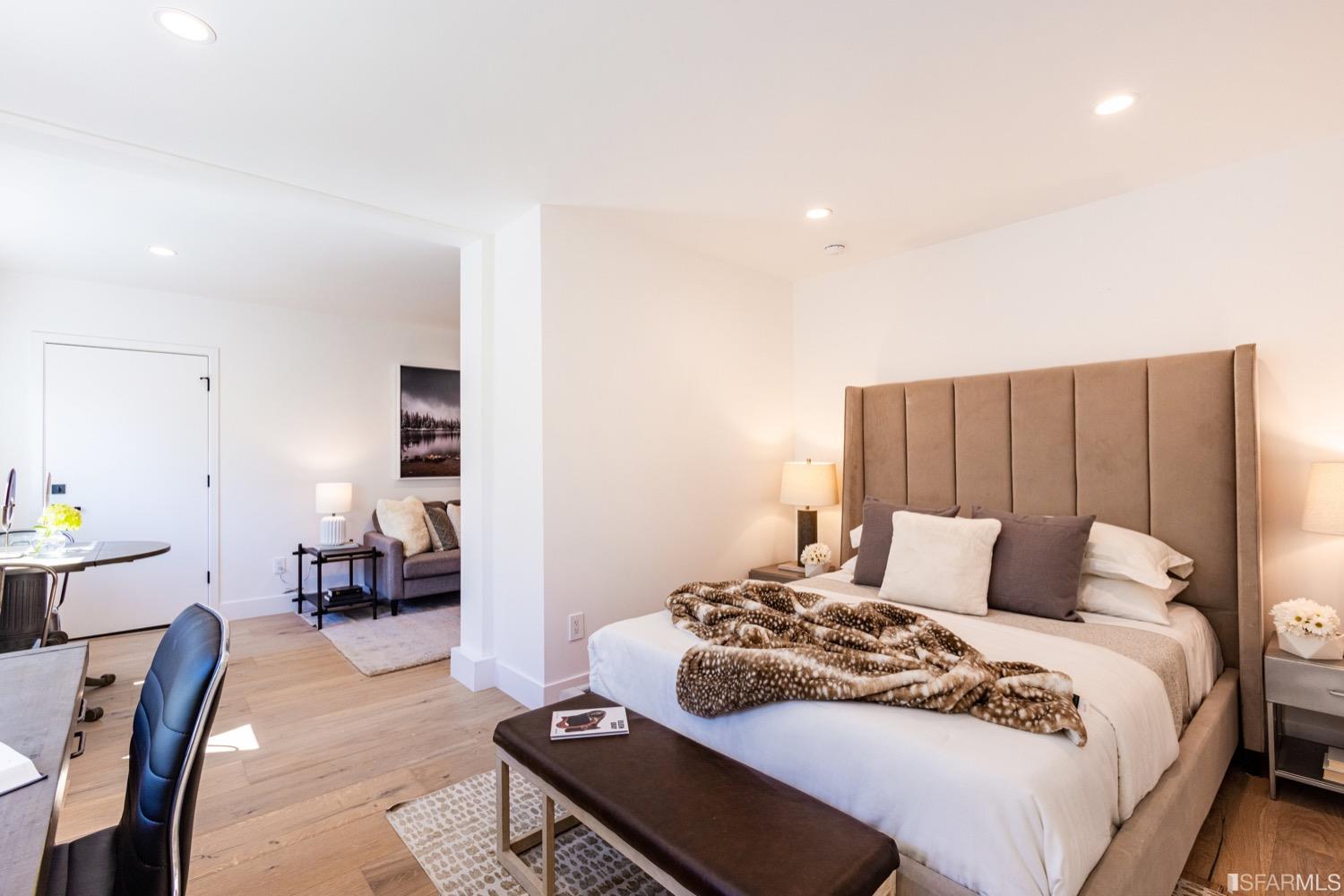 3057 Market Street Unit: 3057