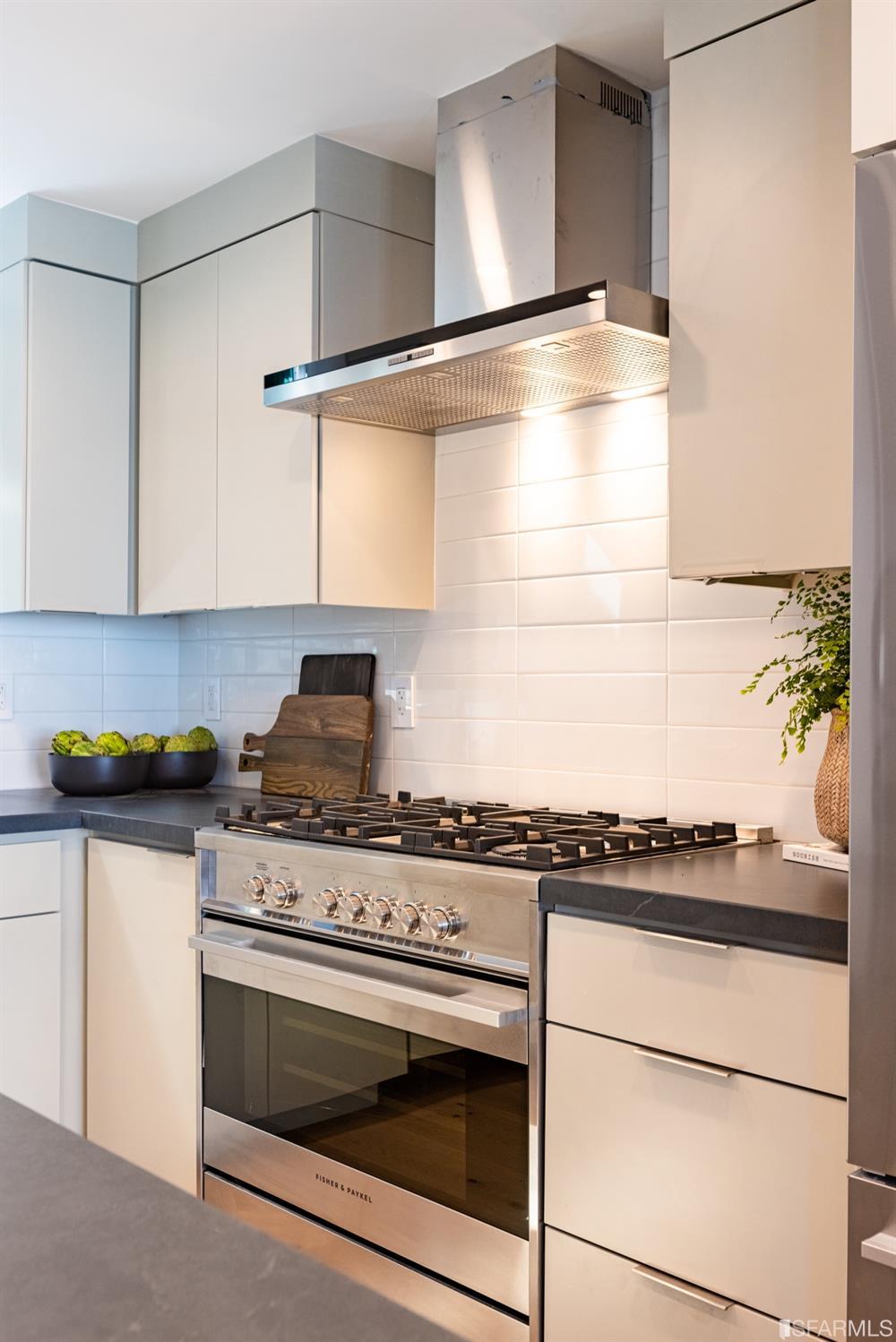 3057 Market Street Unit: 3057