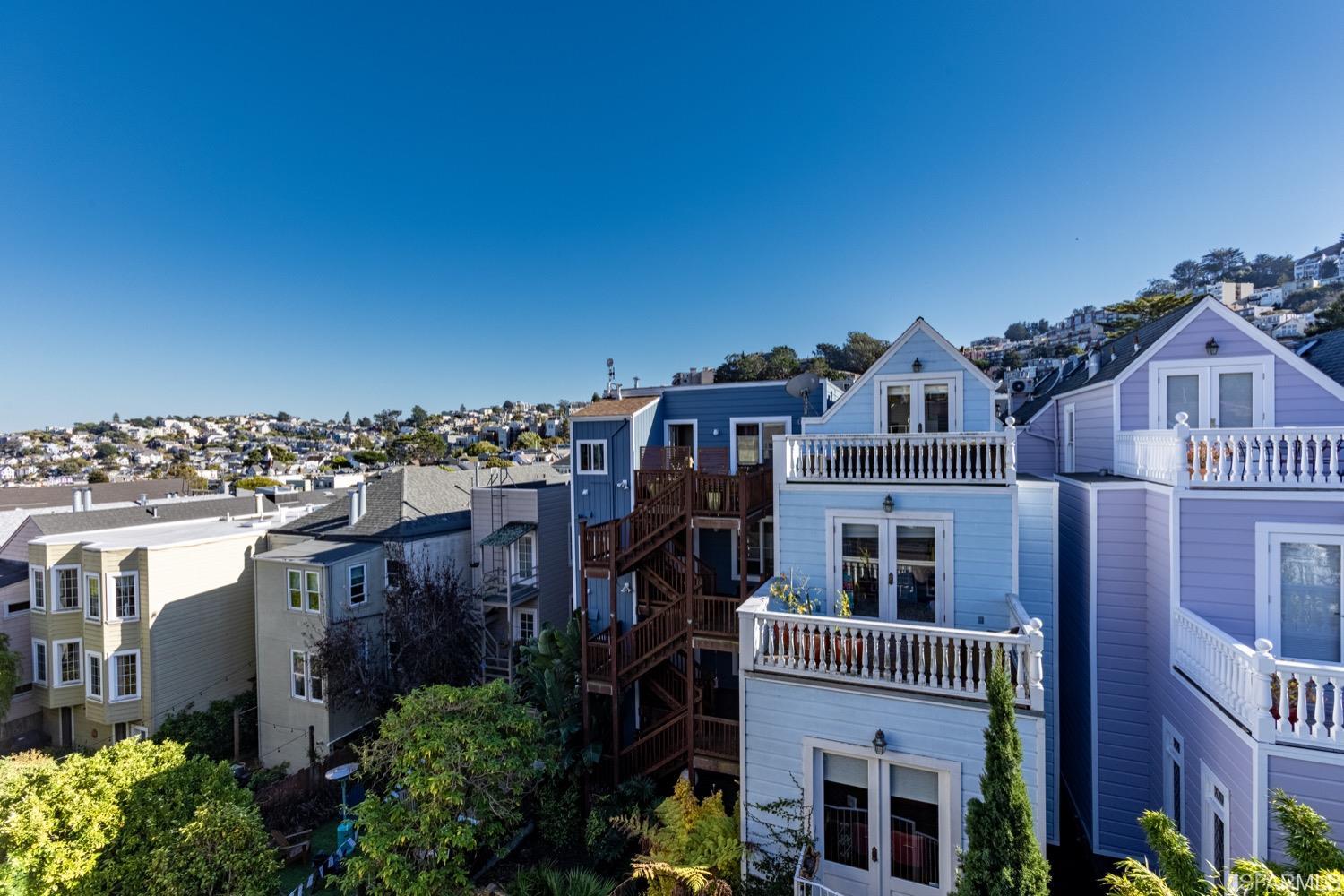 3057 Market Street Unit: 3059