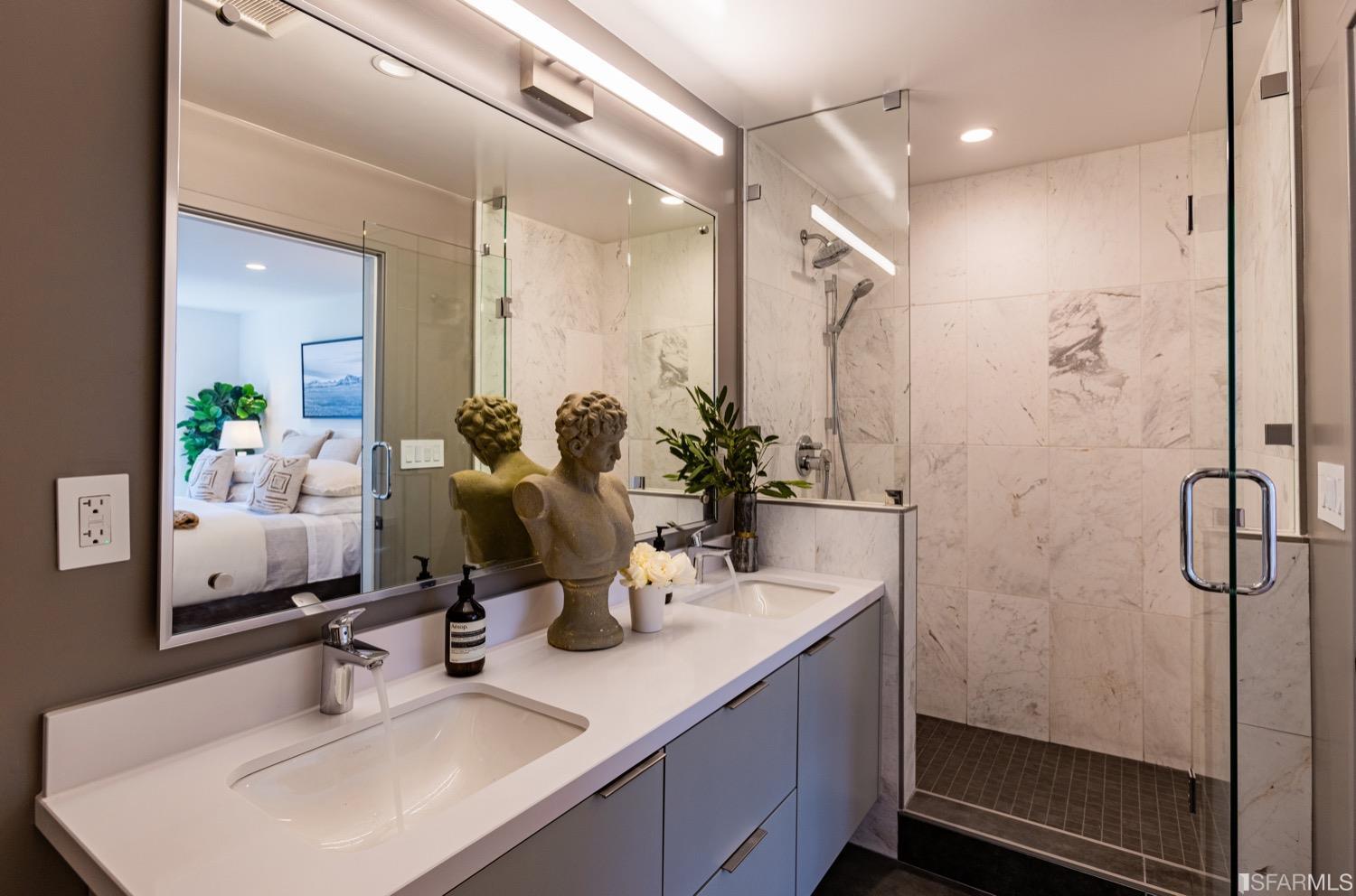 3057 Market Street Unit: 3059