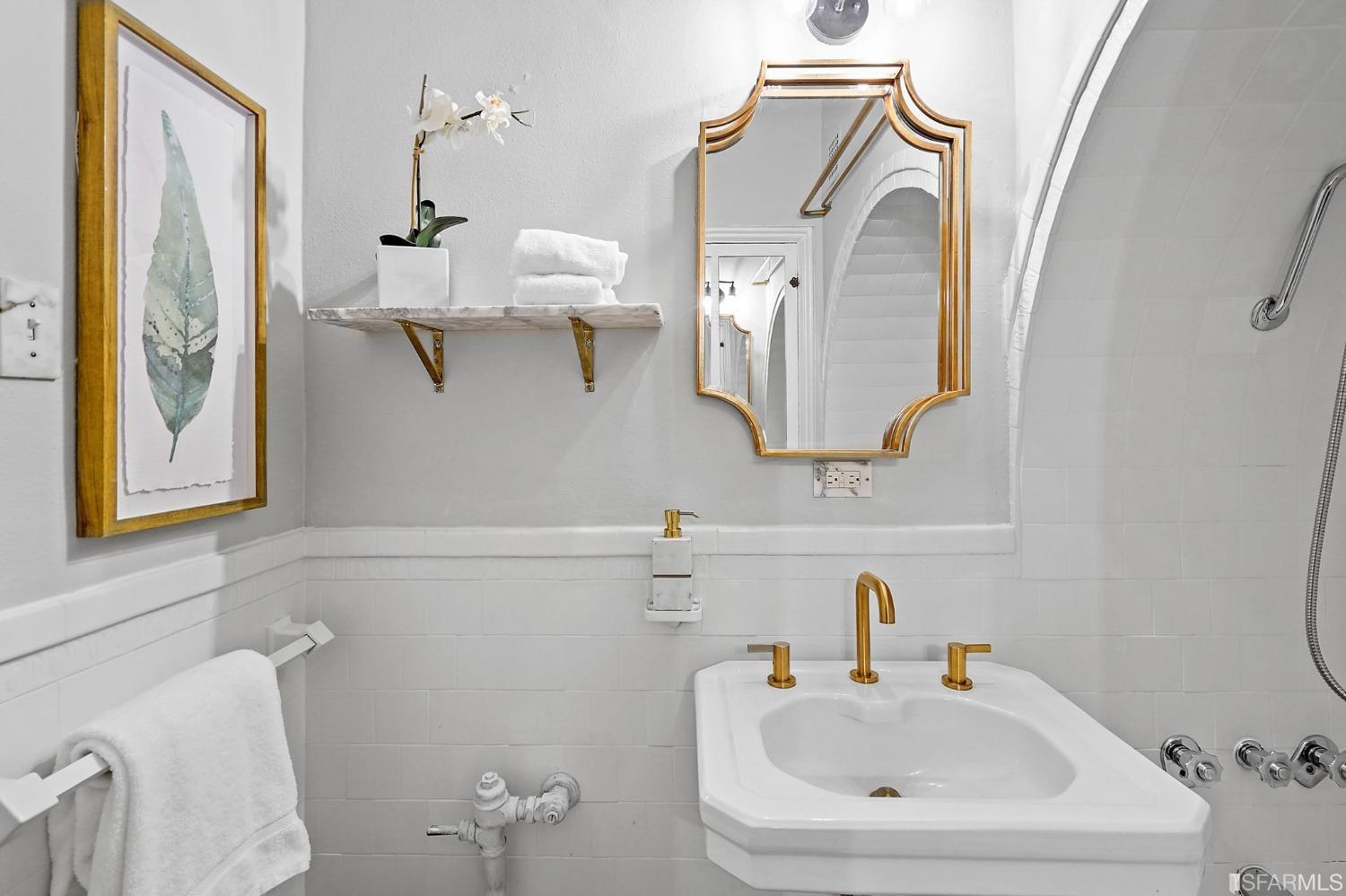 2701 Van Ness Avenue Unit: 505