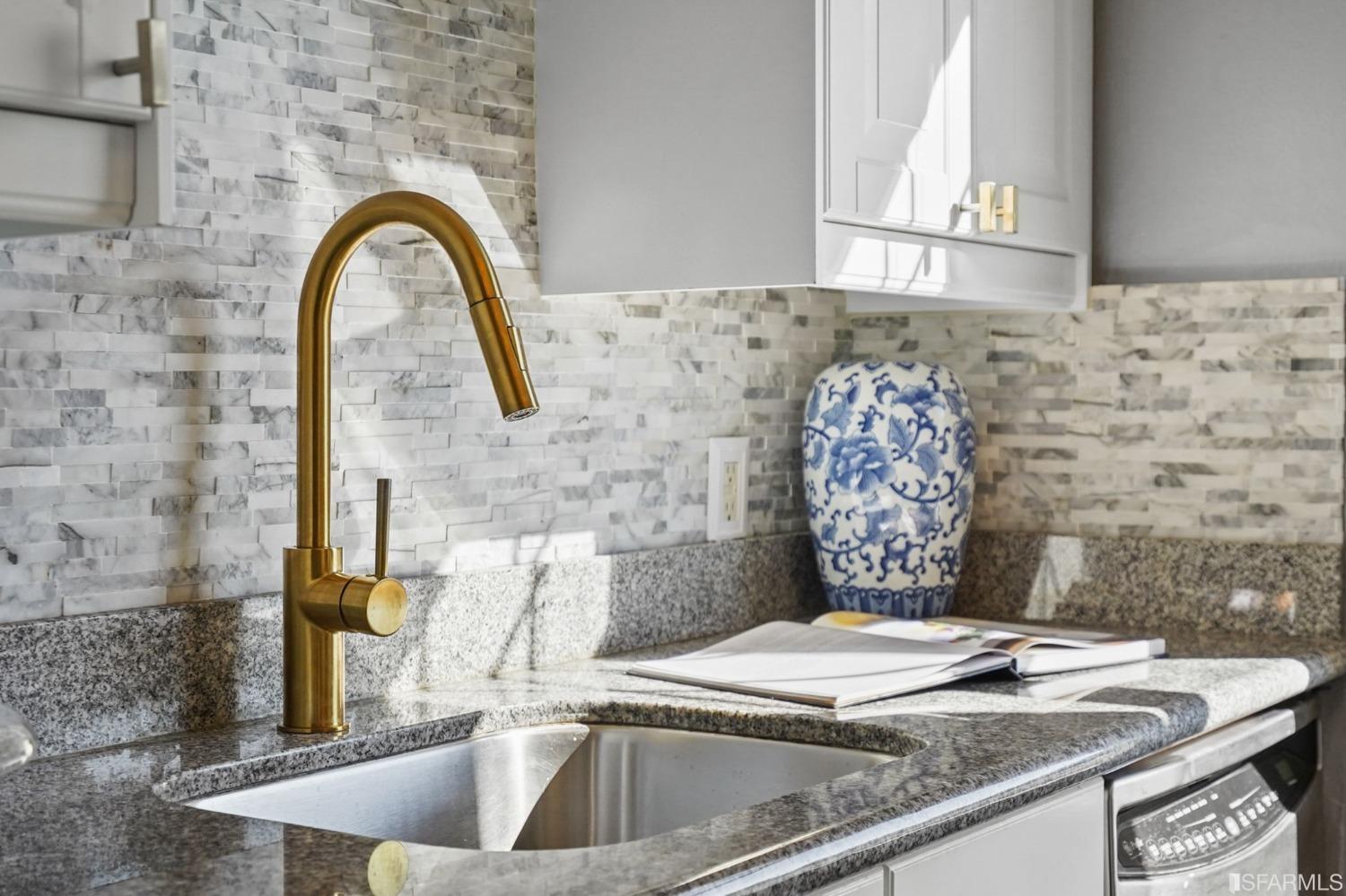 2701 Van Ness Avenue Unit: 505