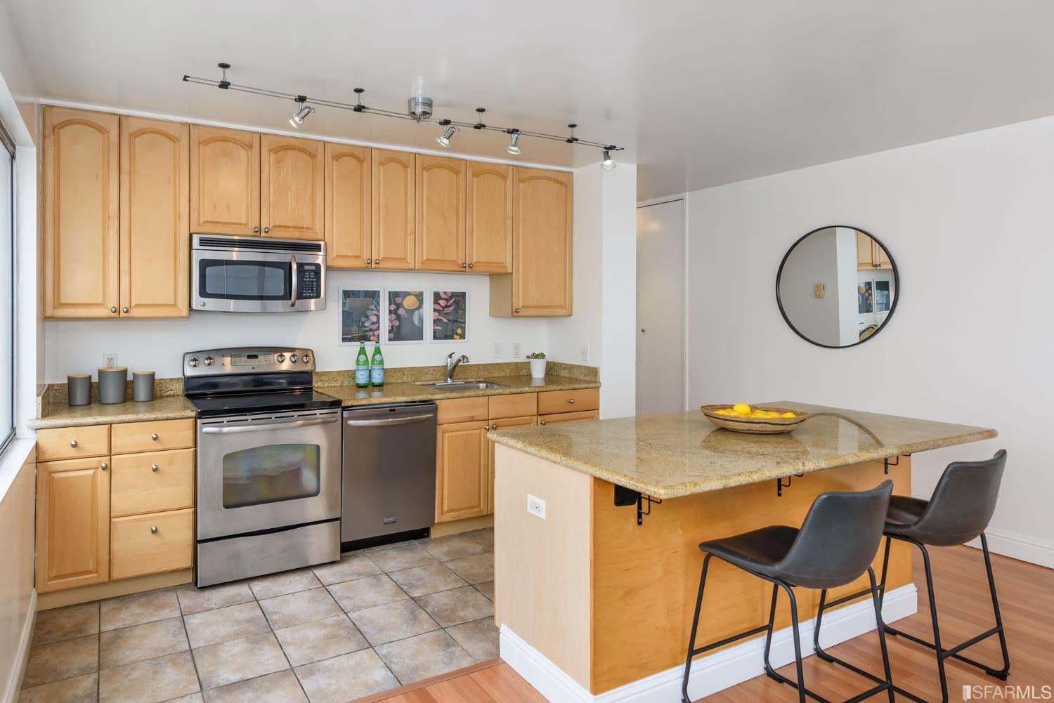 1001 Pine Street Unit: 509