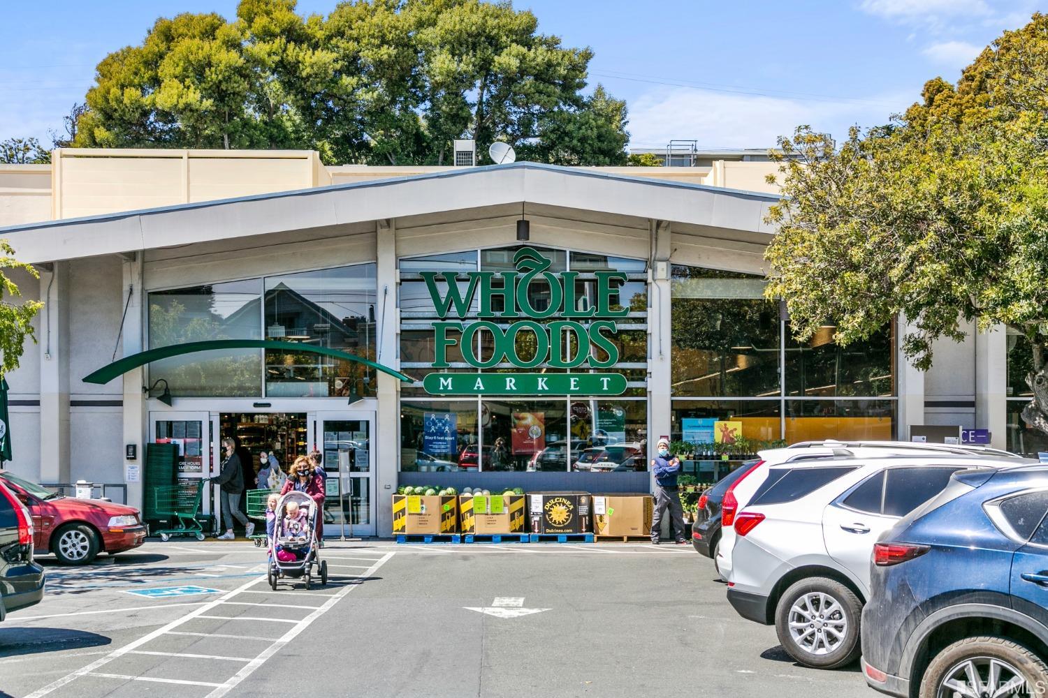 849 Noe Street Unit: 6