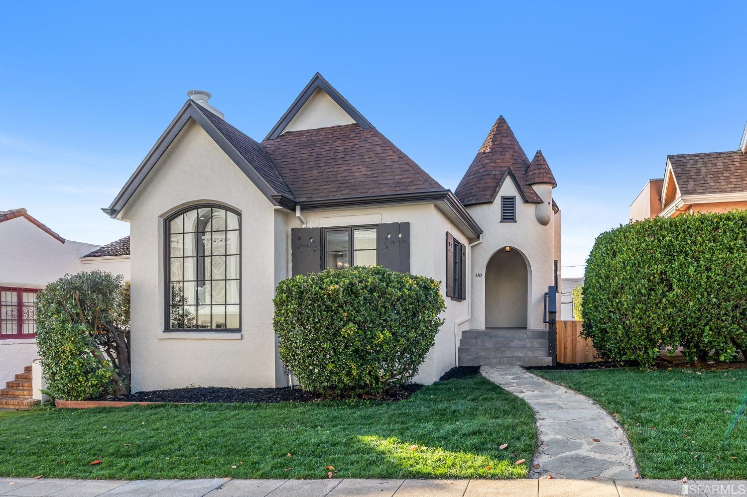 110 Aptos Avenue