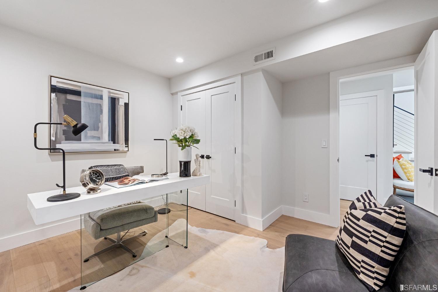 110 Aptos Avenue