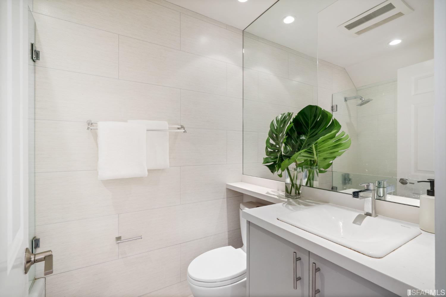 4150 17th Street Unit: 18