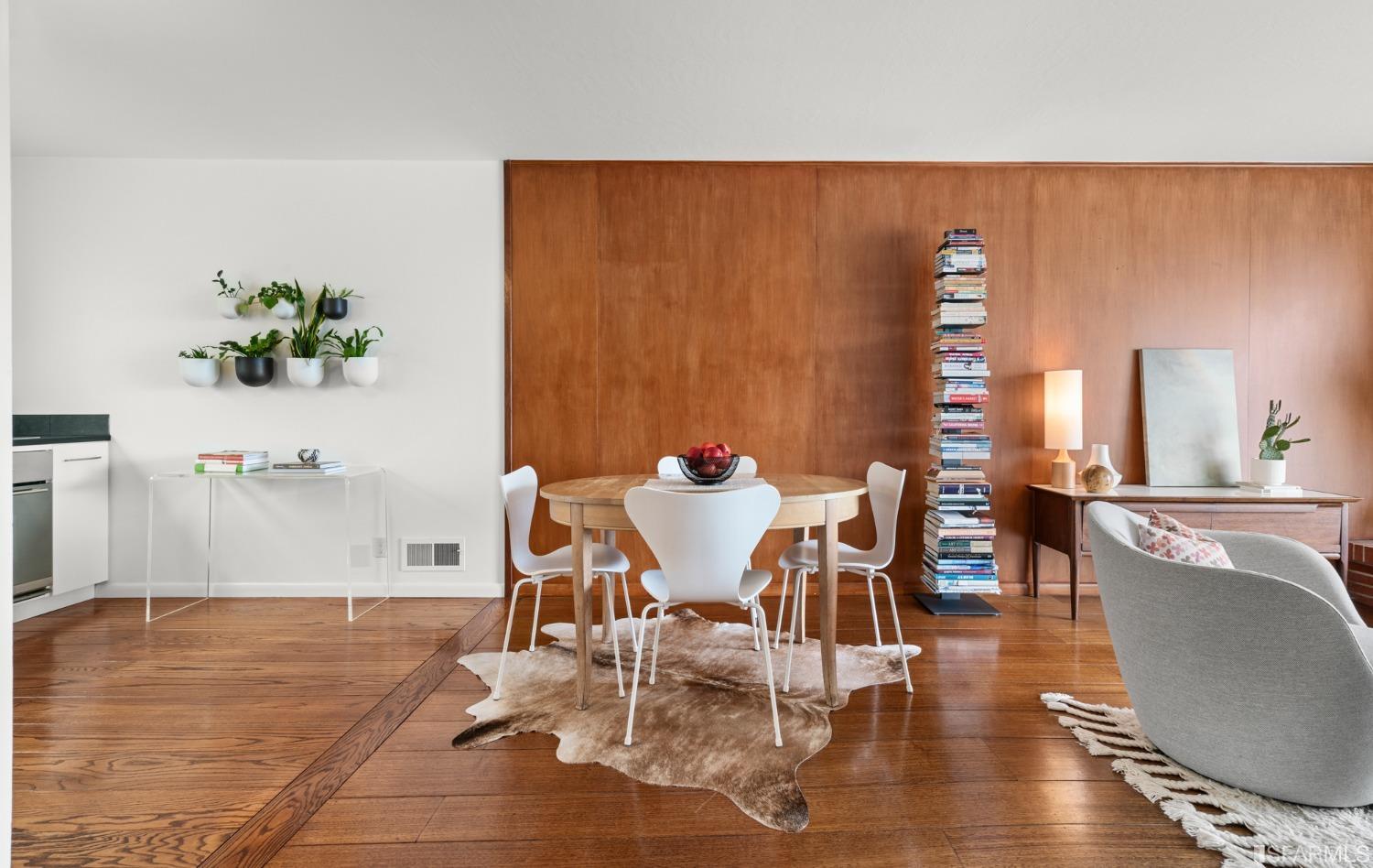 616 Moraga Street Unit: 3