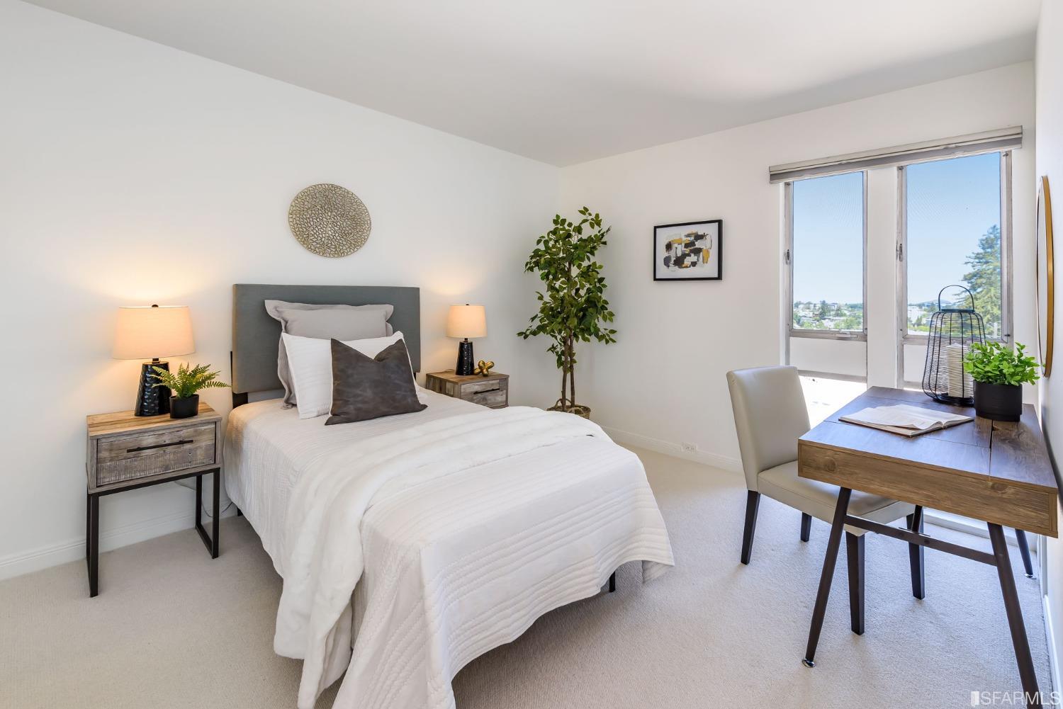 323 Monte Vista Avenue Unit: 304