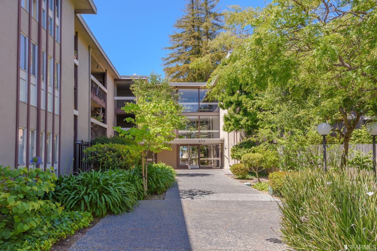 323 Monte Vista Avenue Unit: 304