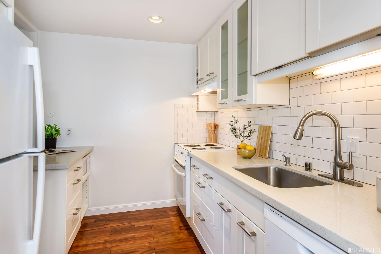 323 Monte Vista Avenue Unit: 304