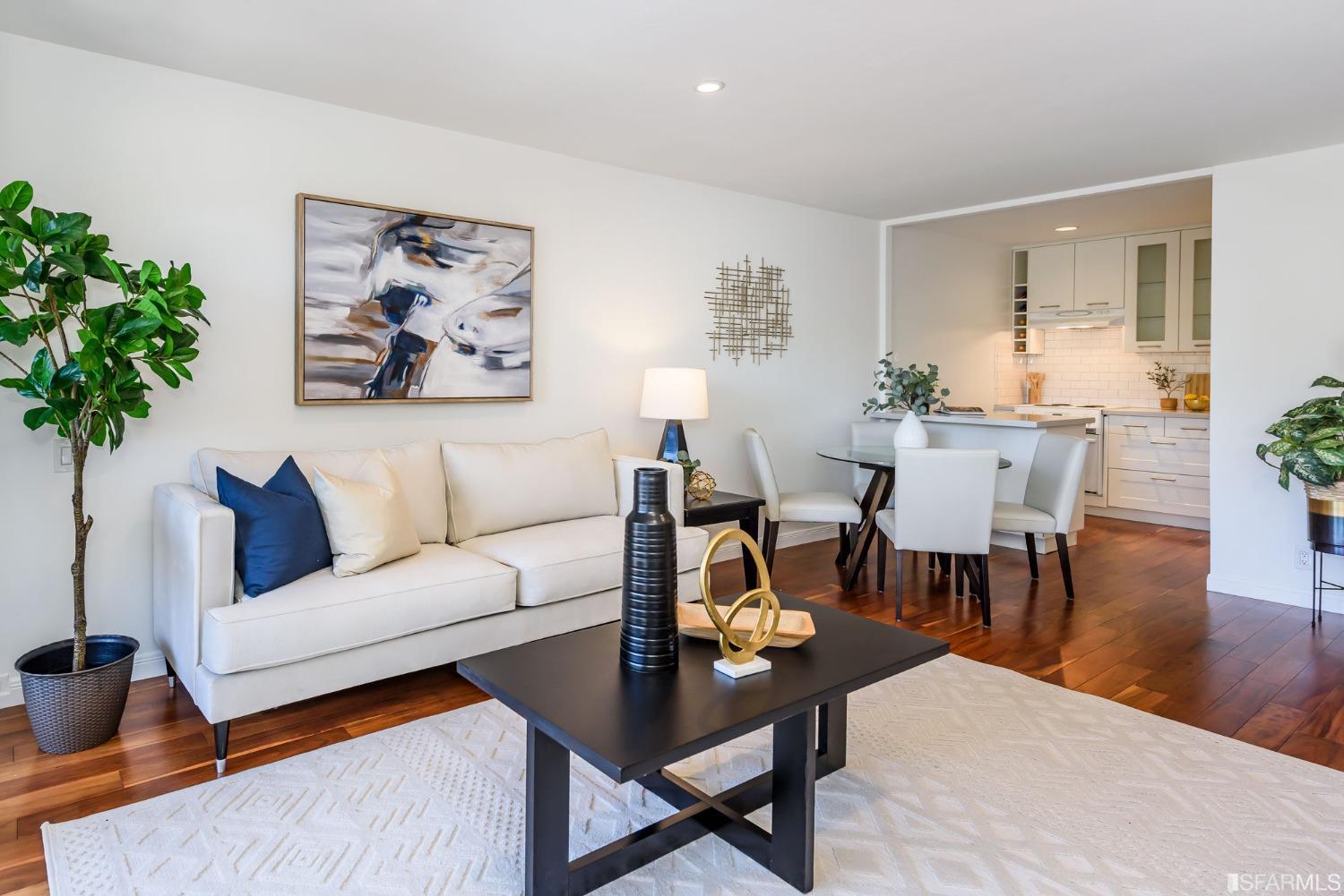 323 Monte Vista Avenue Unit: 304