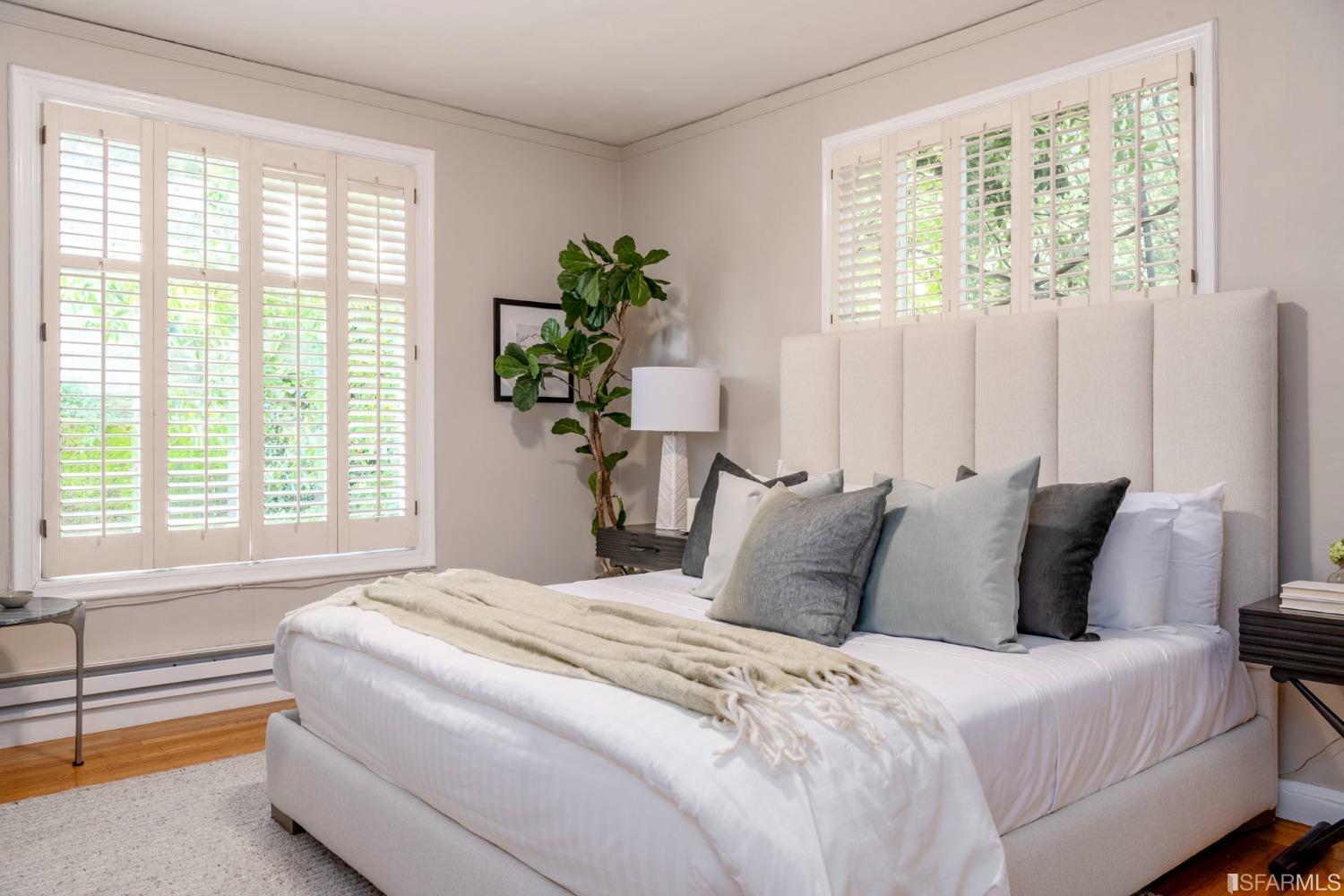 3555 Jackson Street Unit: 4