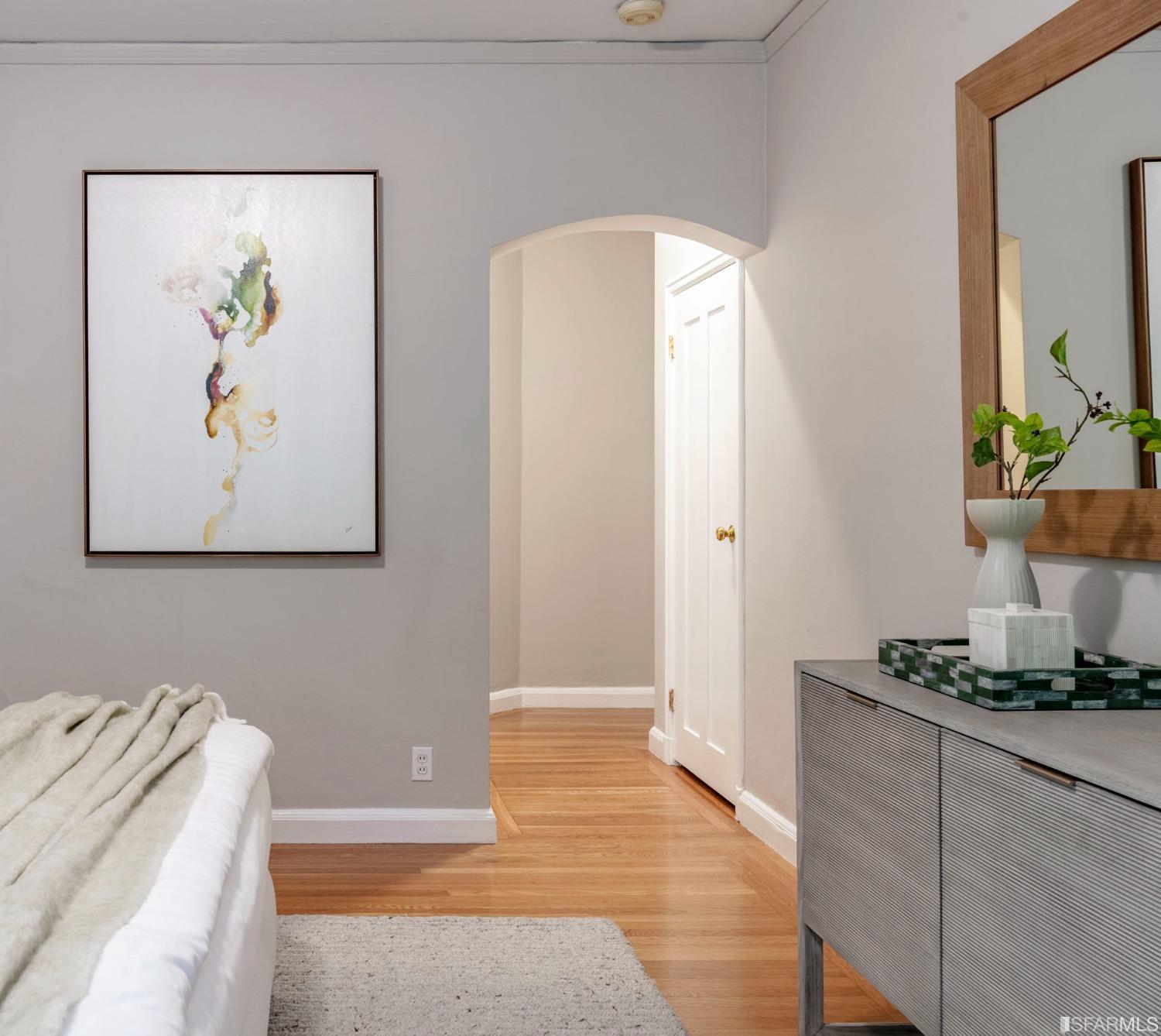 3555 Jackson Street Unit: 4