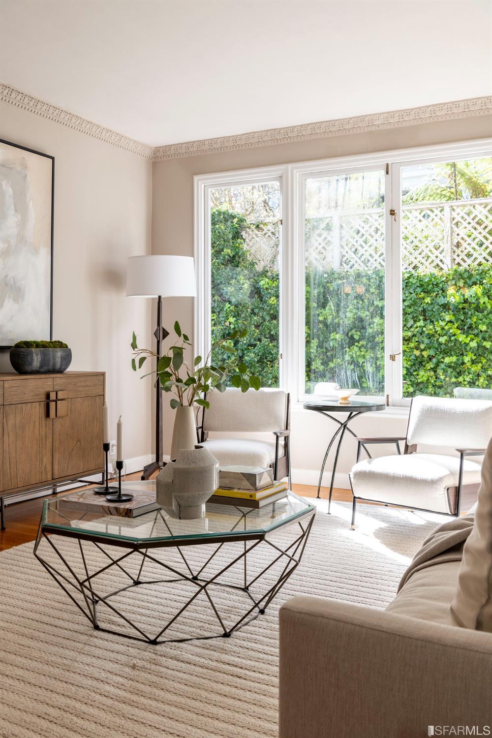 3555 Jackson Street Unit: 4