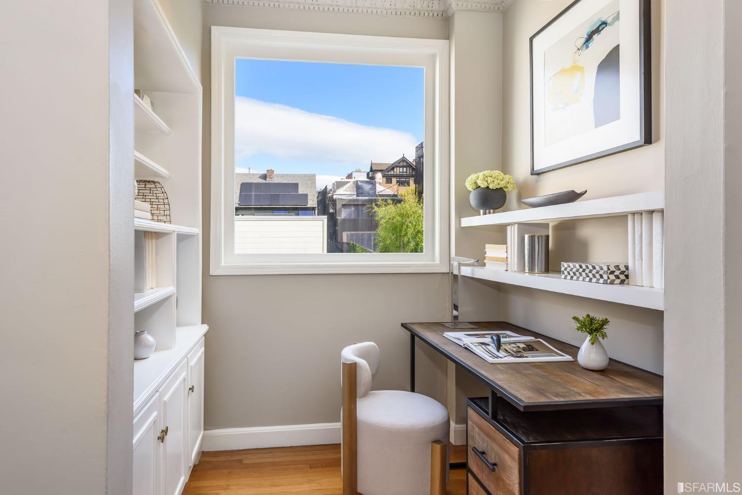 3555 Jackson Street Unit: 4