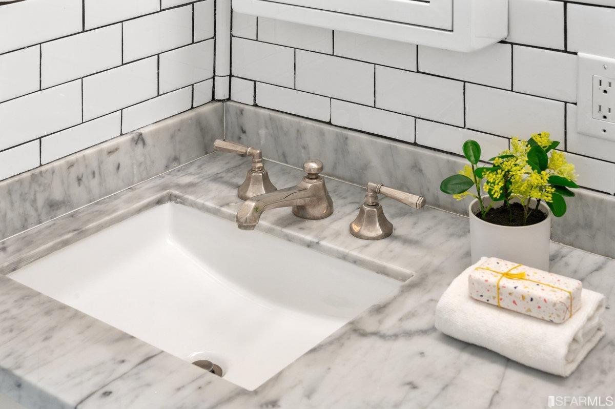 1020 Union Street Unit: 14