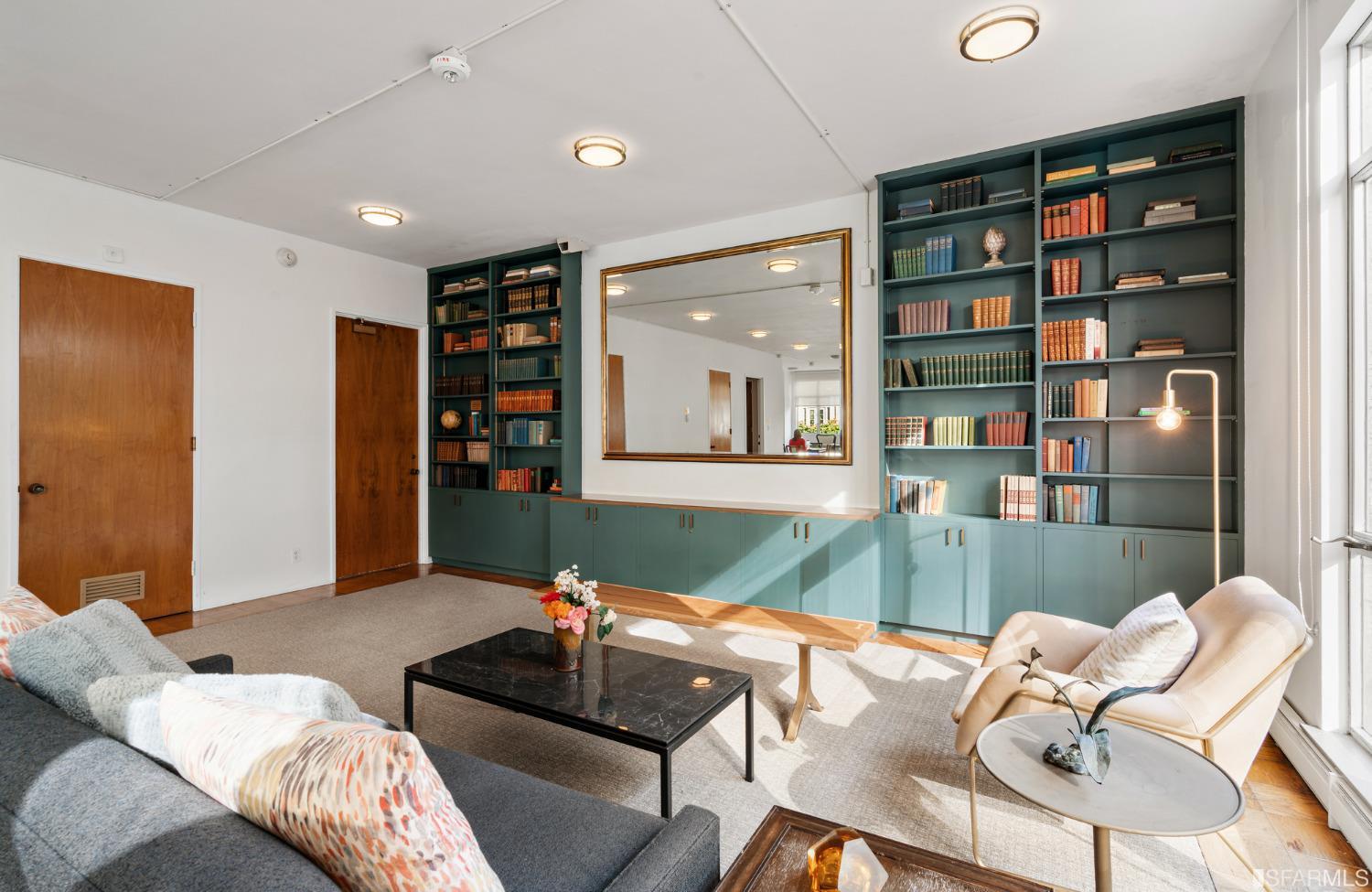 1001 Pine Street Unit: 102