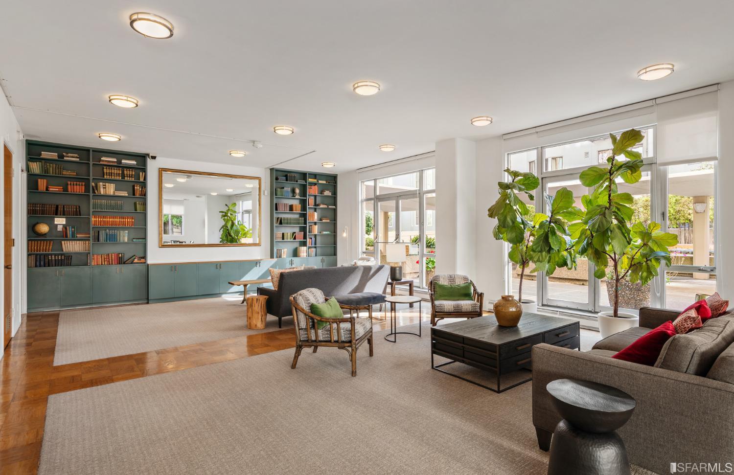 1001 Pine Street Unit: 102