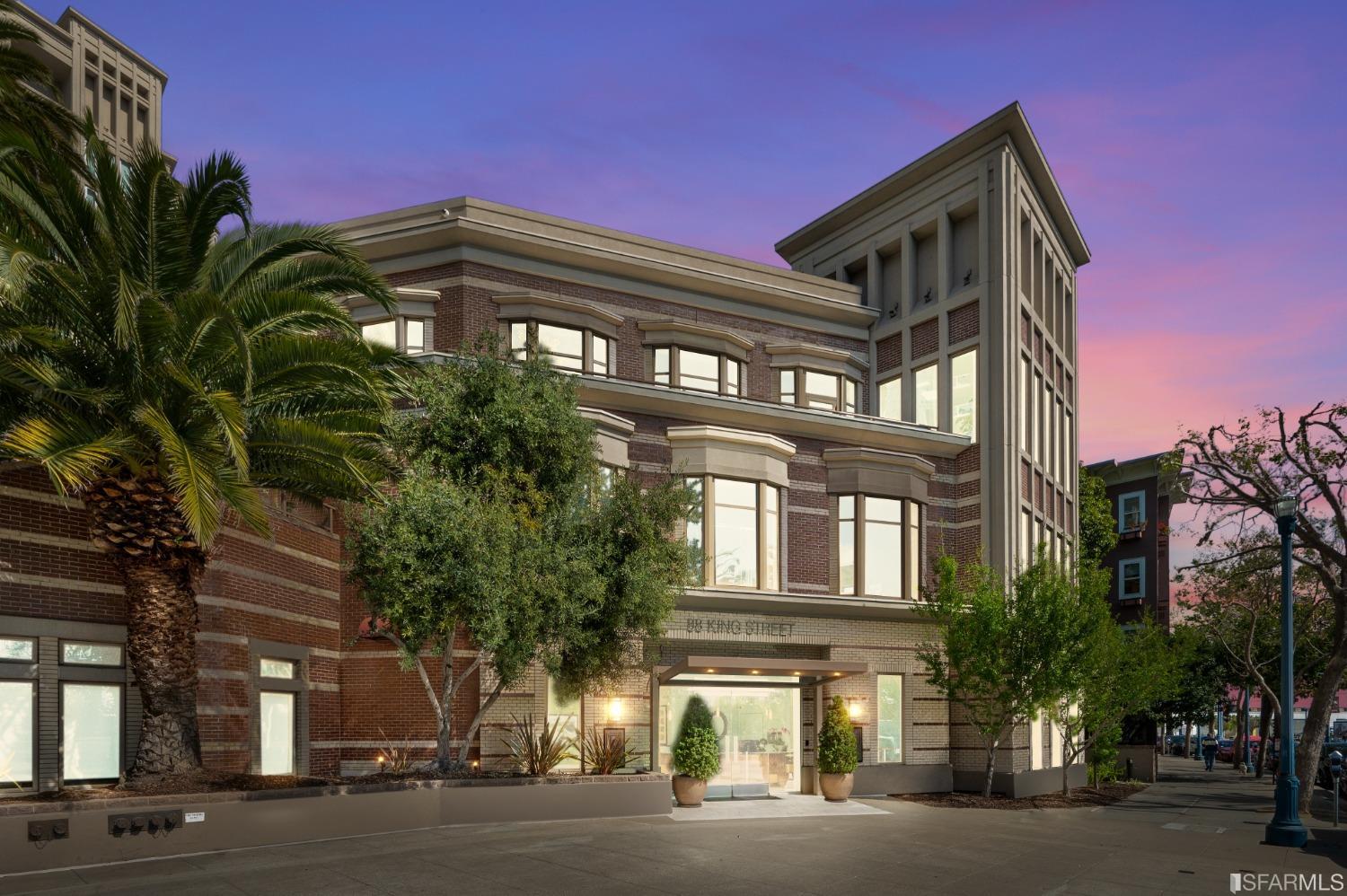 88 King Street Unit: 124