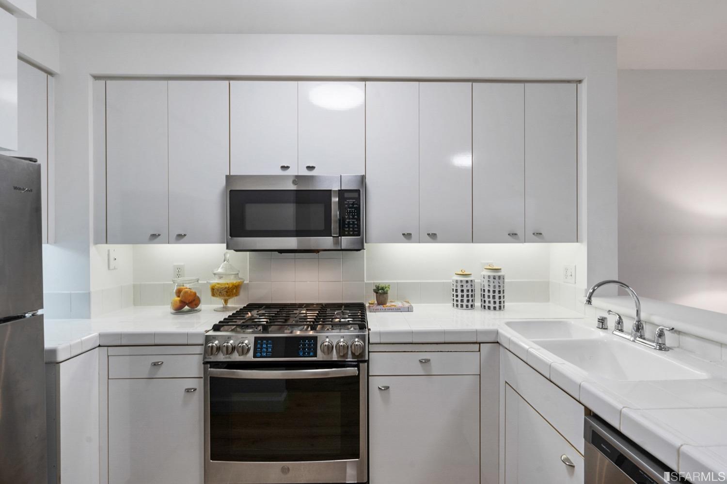 690 Chestnut Street Unit: 109