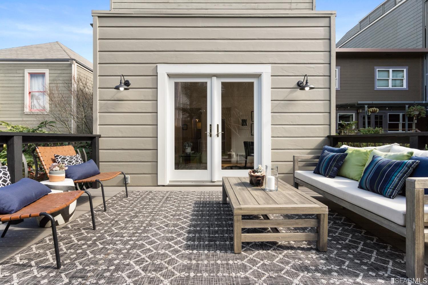 624 Castro Street Unit: 626