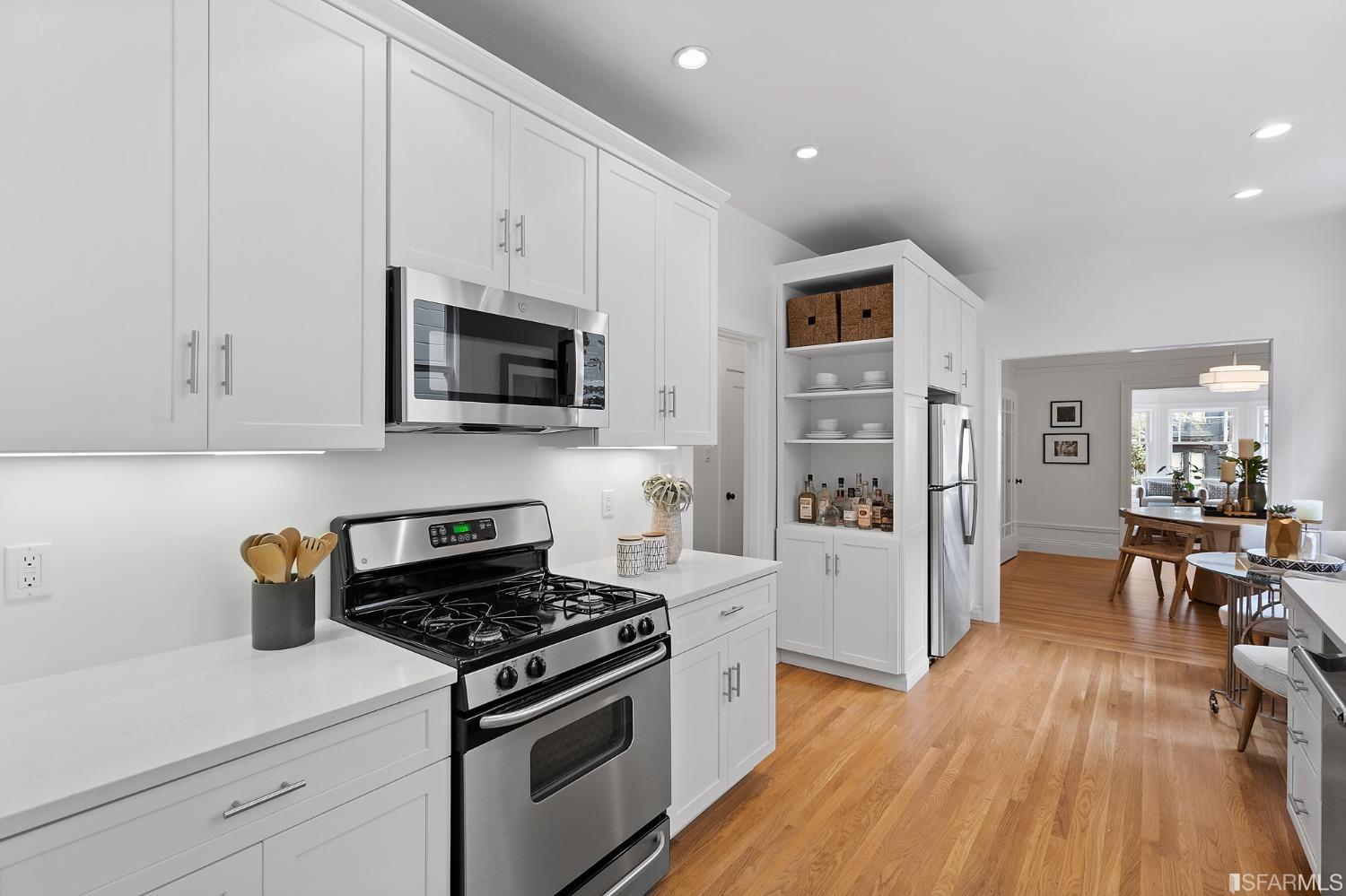 624 Castro Street Unit: 626