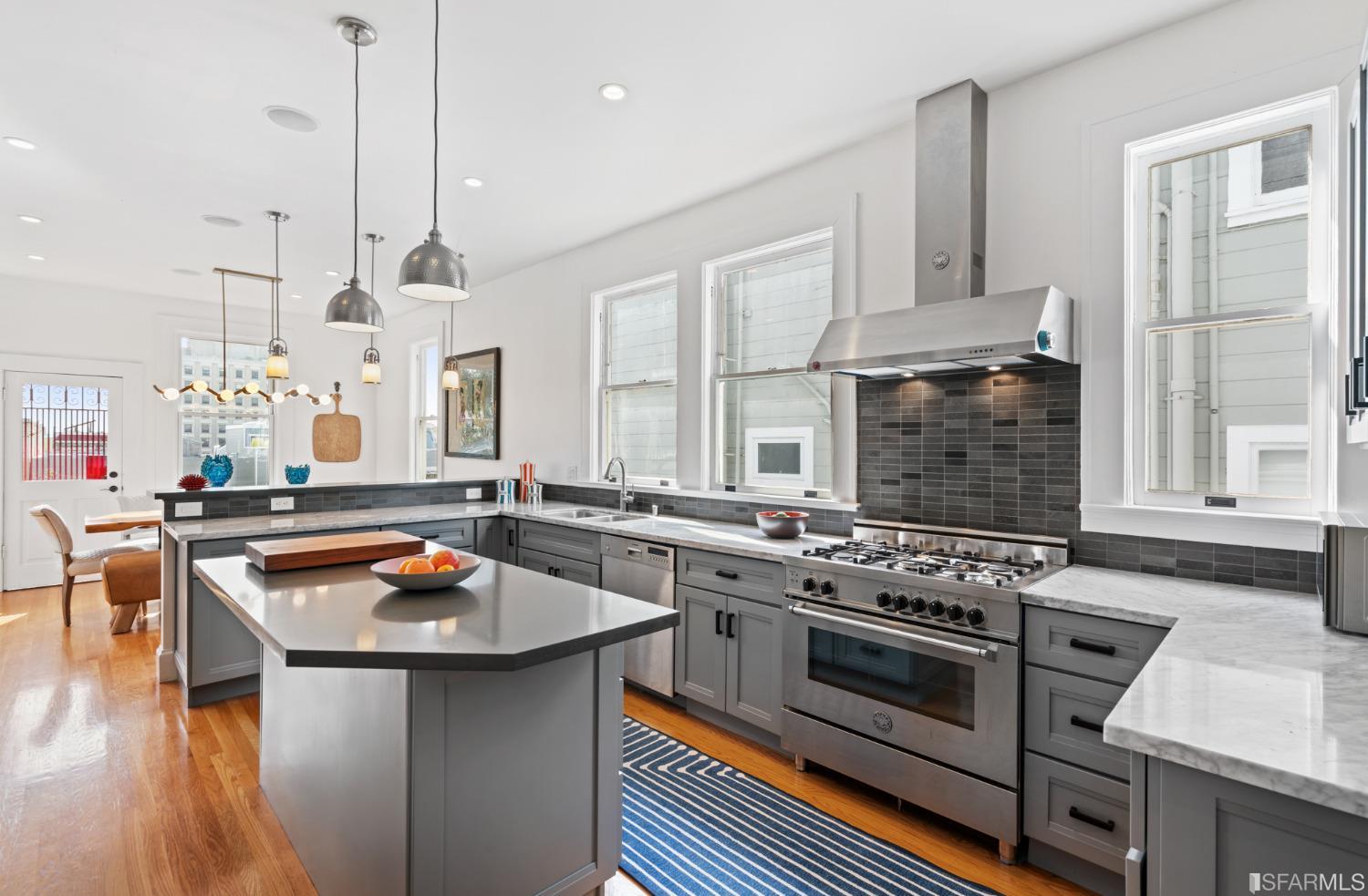 1429 Sacramento Street