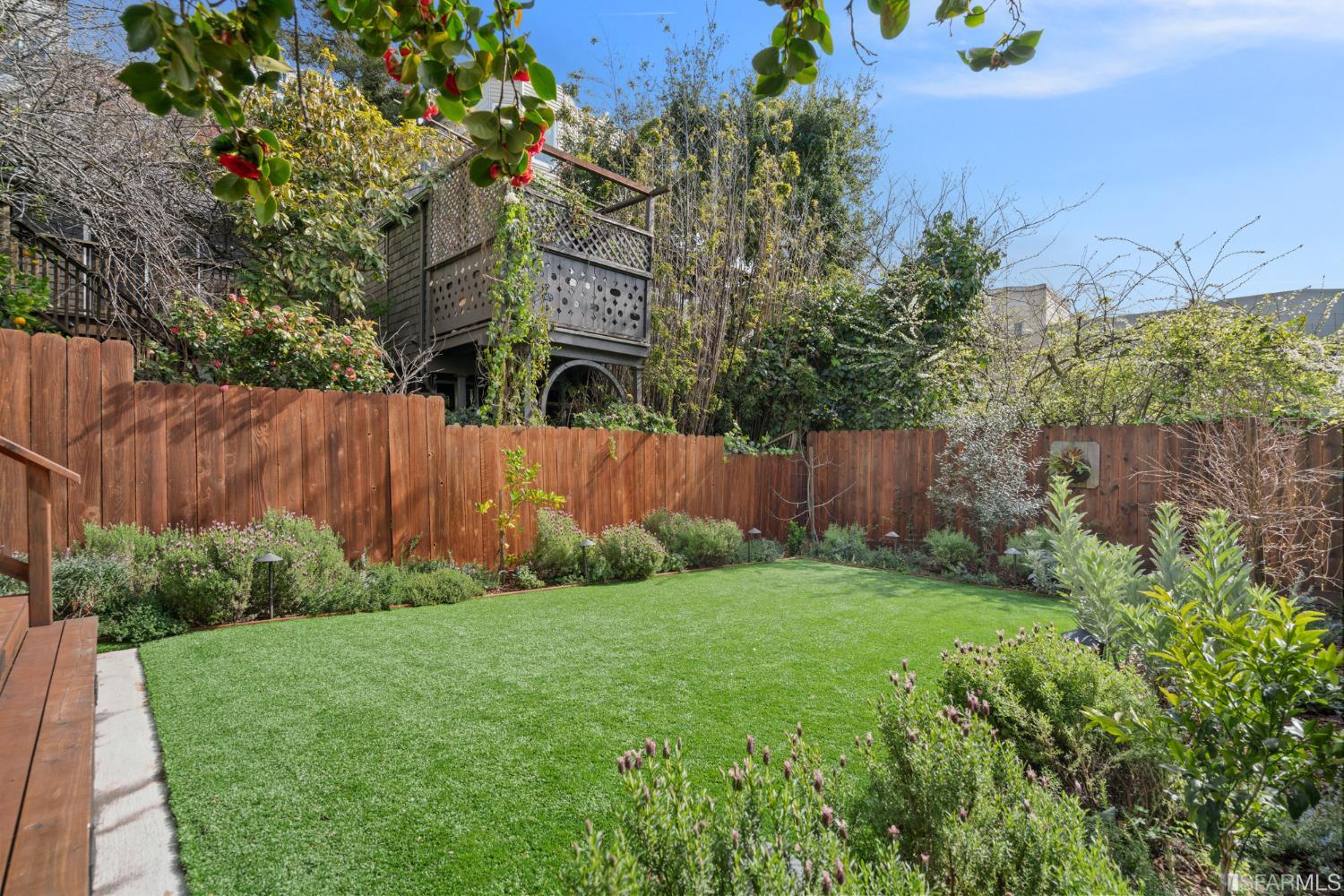 1429 Sacramento Street