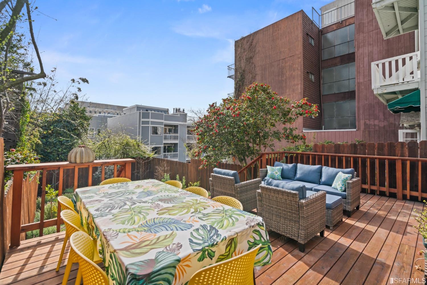 1429 Sacramento Street