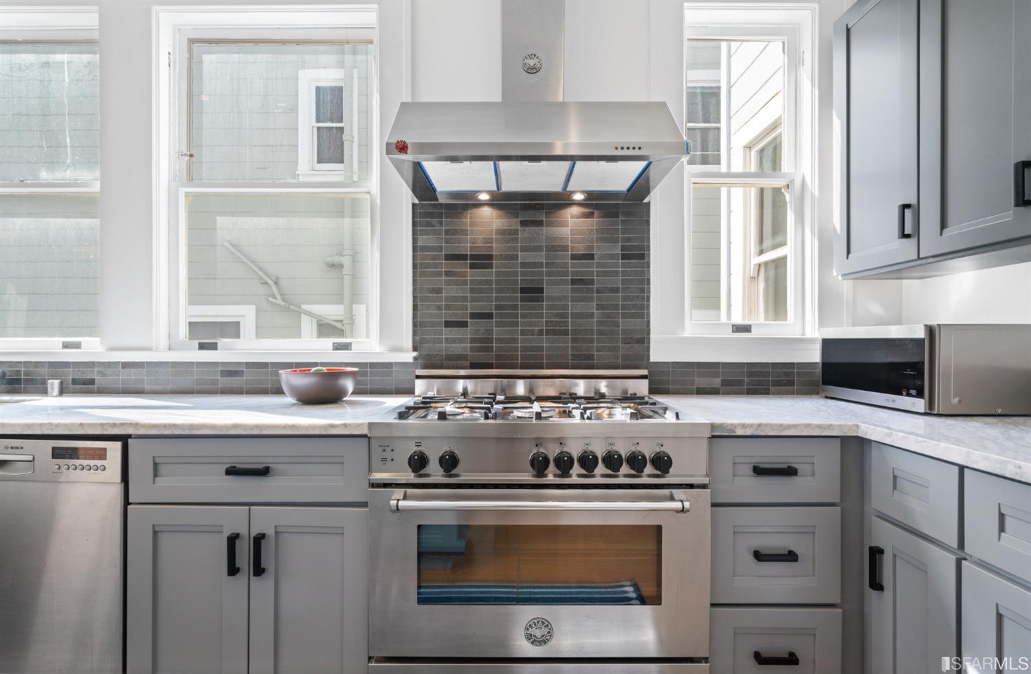 1429 Sacramento Street