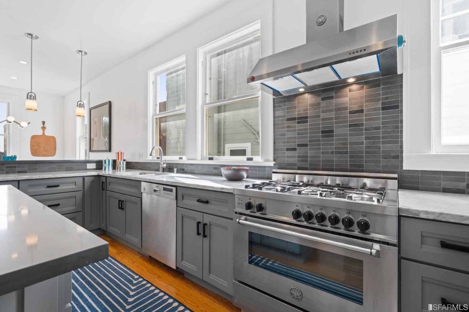 1429 Sacramento Street