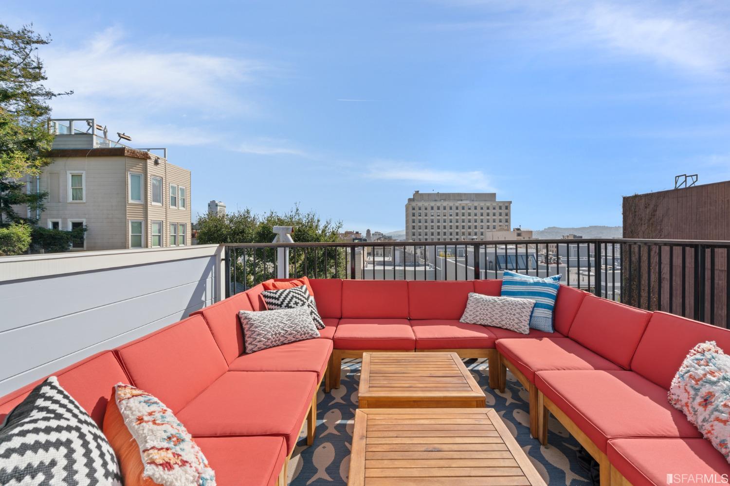 1429 Sacramento Street