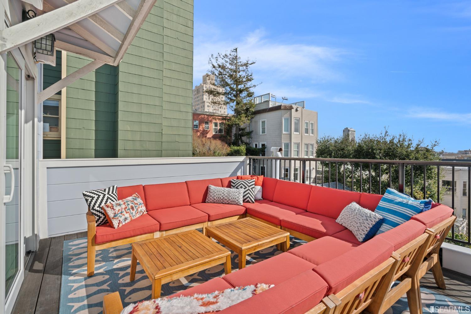 1429 Sacramento Street