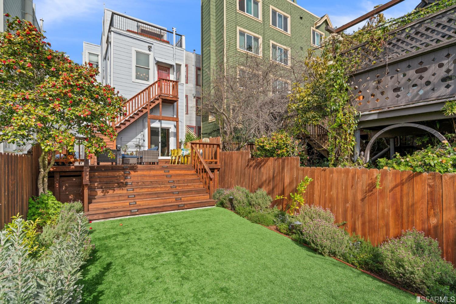 1429 Sacramento Street