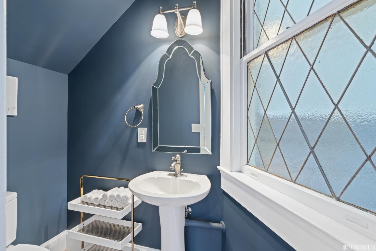 1429 Sacramento Street