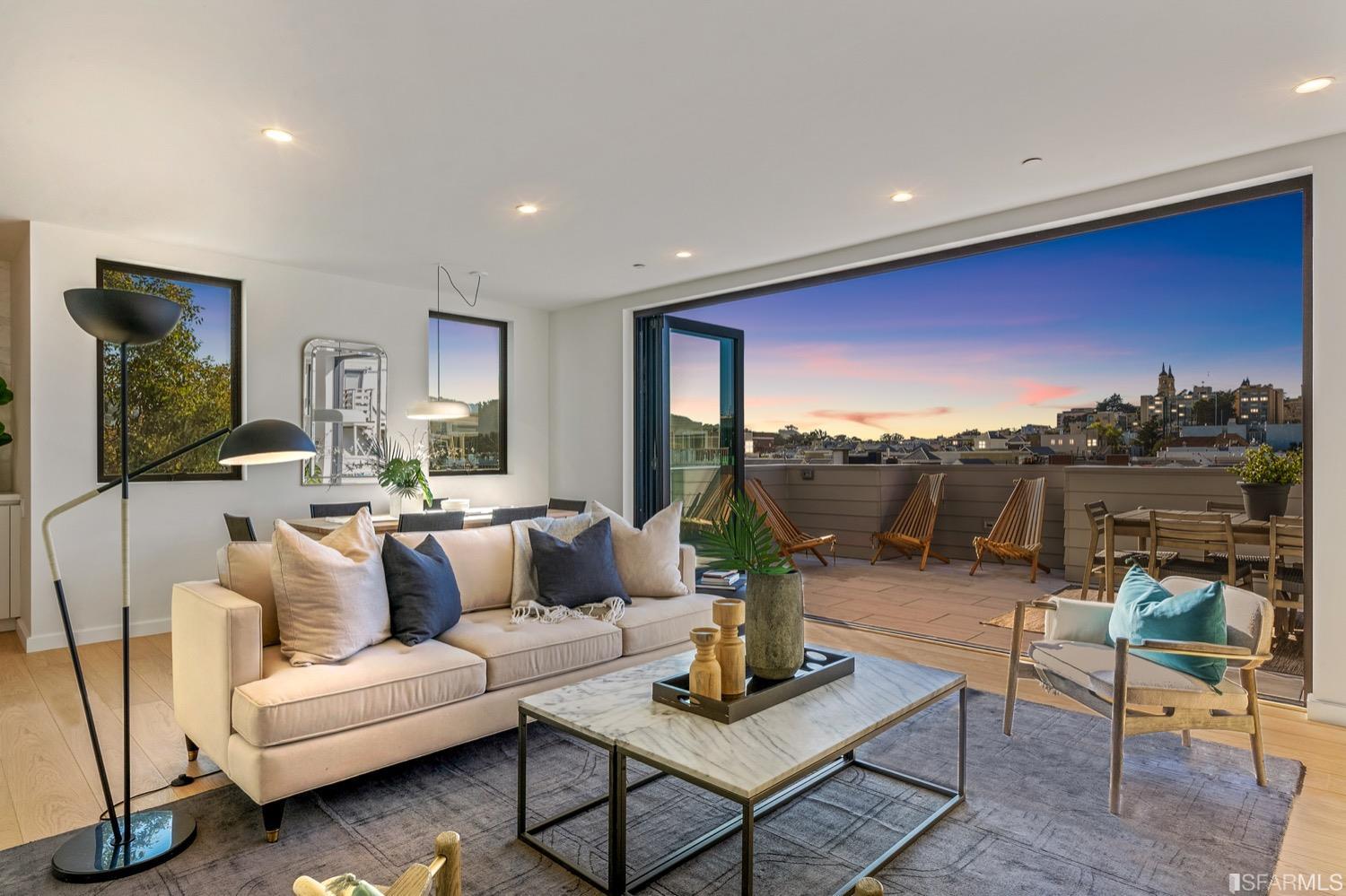 709 Lyon Street Unit: 5