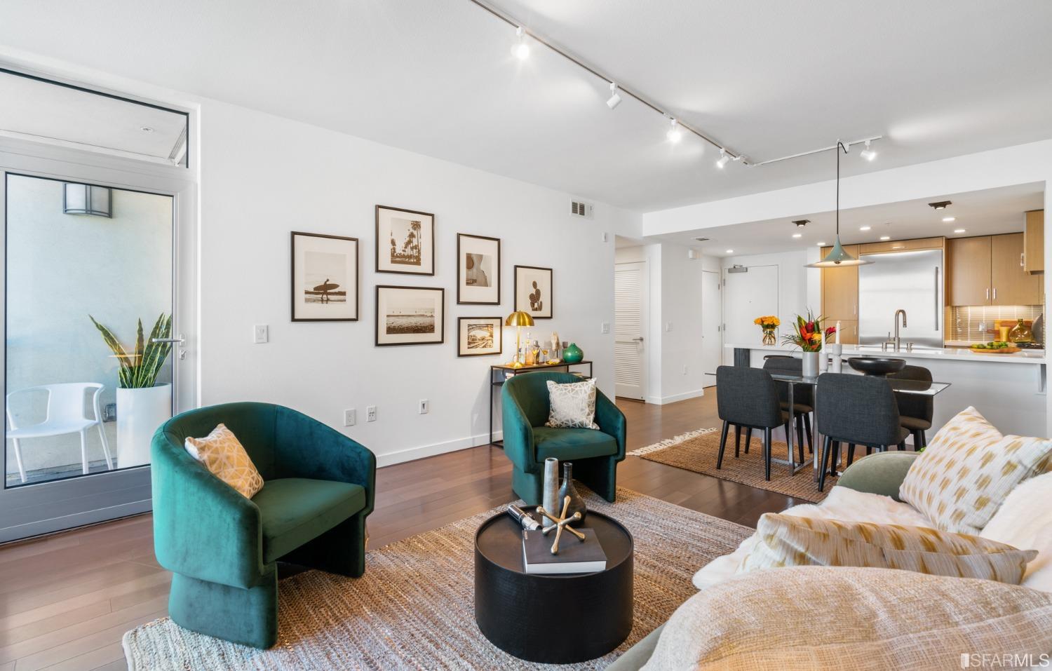 2655 Bush Street Unit: 203