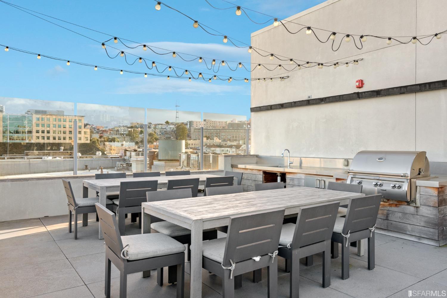 2655 Bush Street Unit: 203