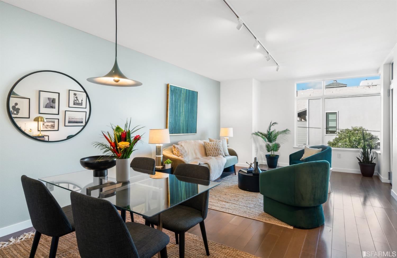 2655 Bush Street Unit: 203