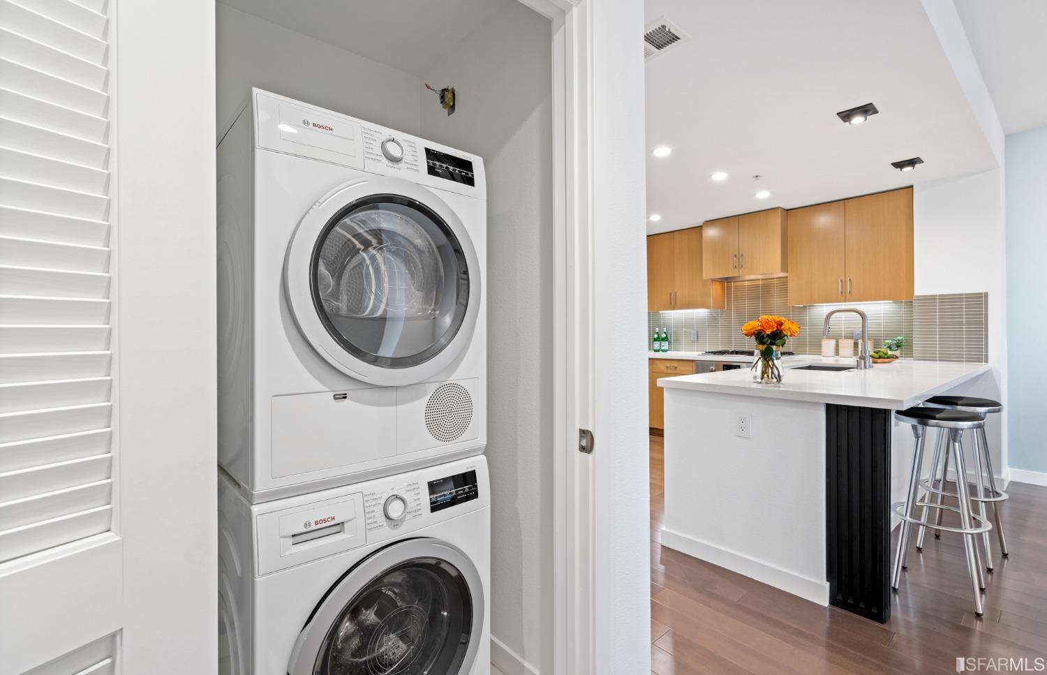 2655 Bush Street Unit: 203