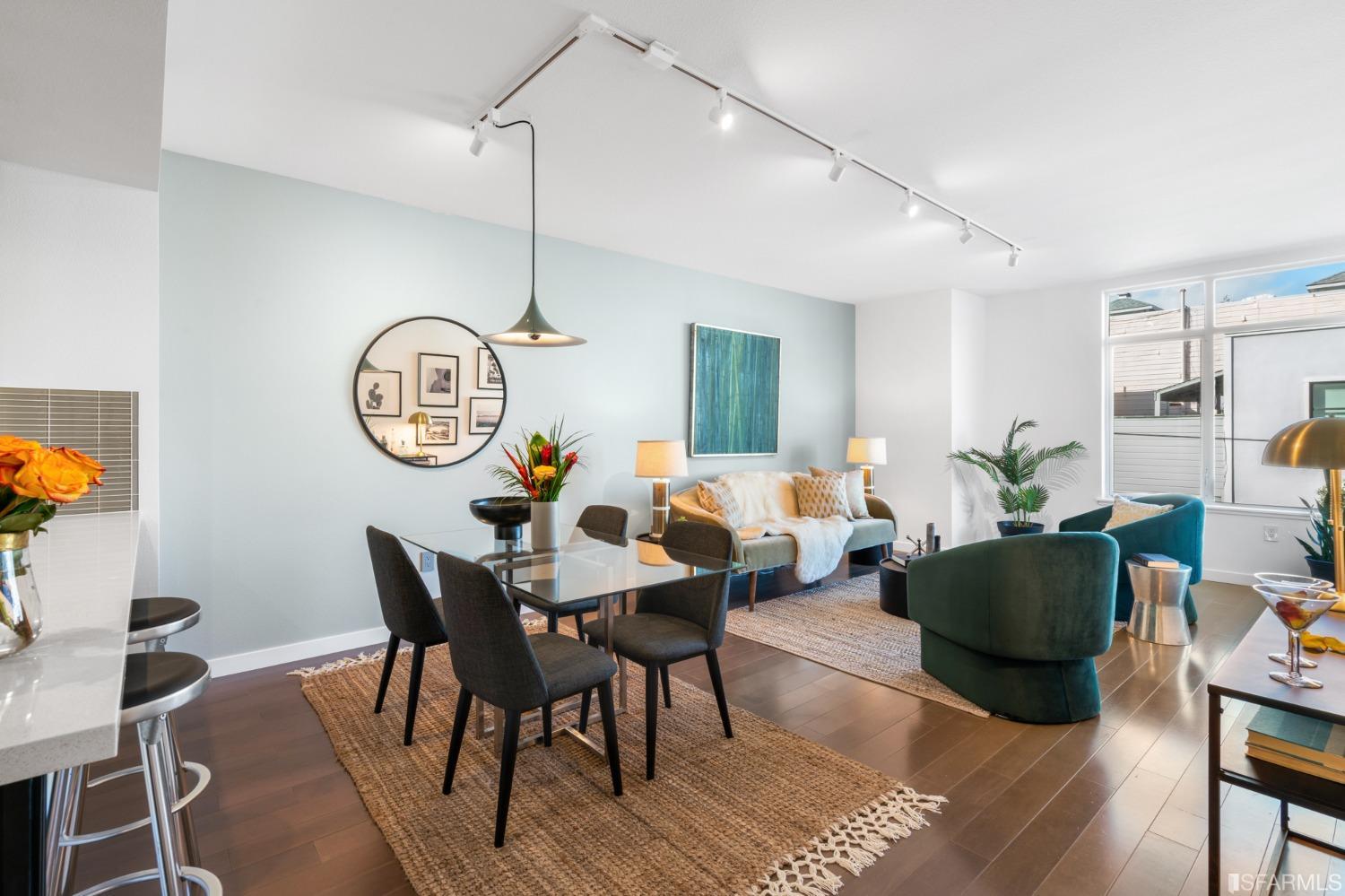 2655 Bush Street Unit: 203