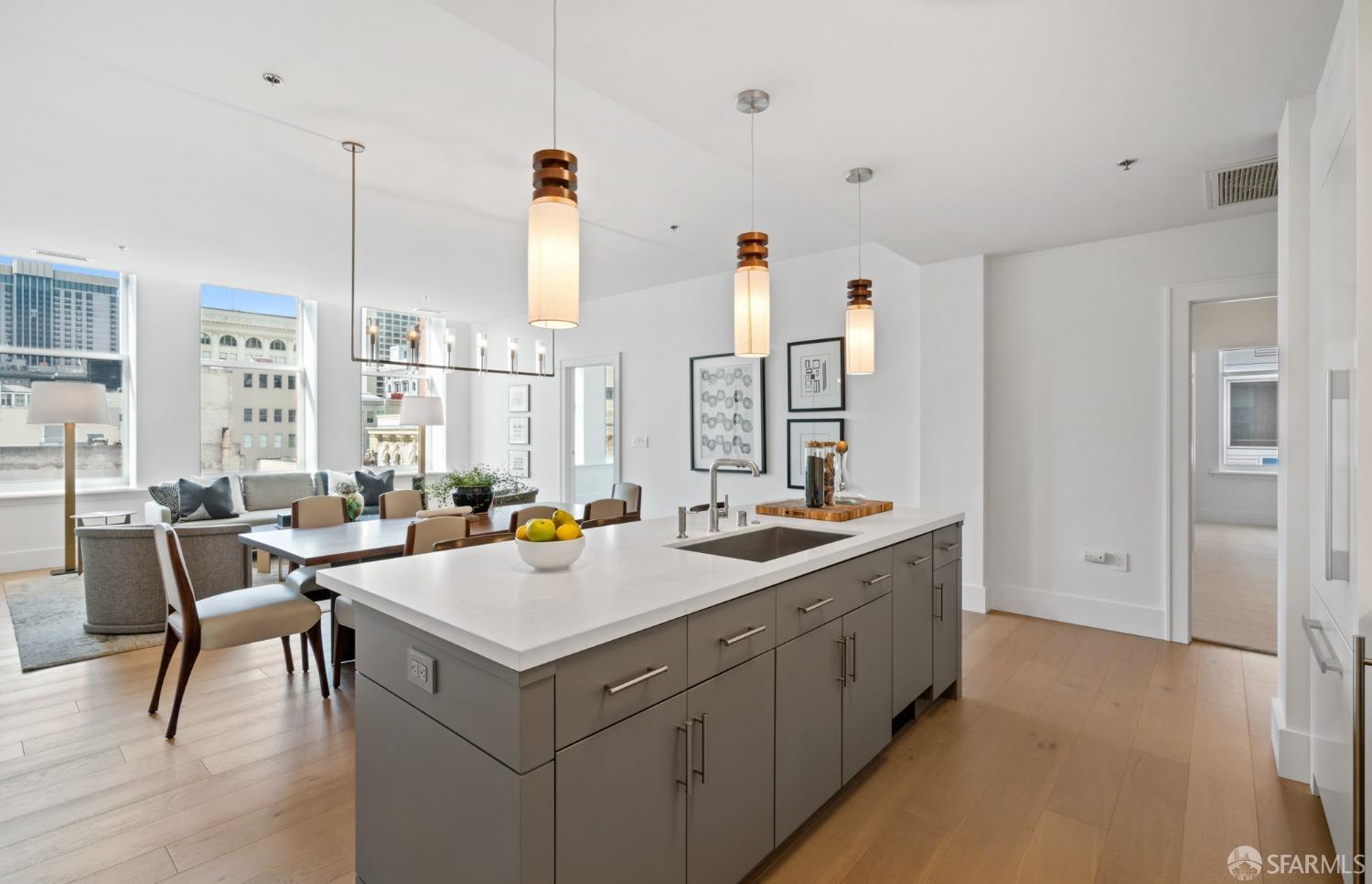 690 Market Street Unit: 901