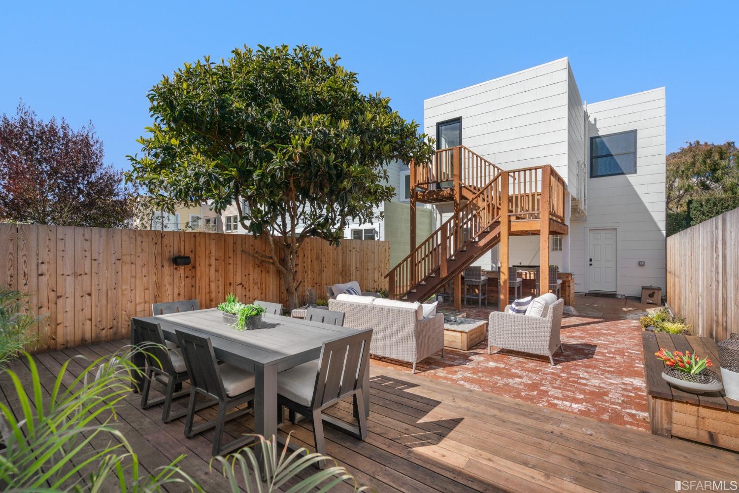 3525 Cabrillo Street