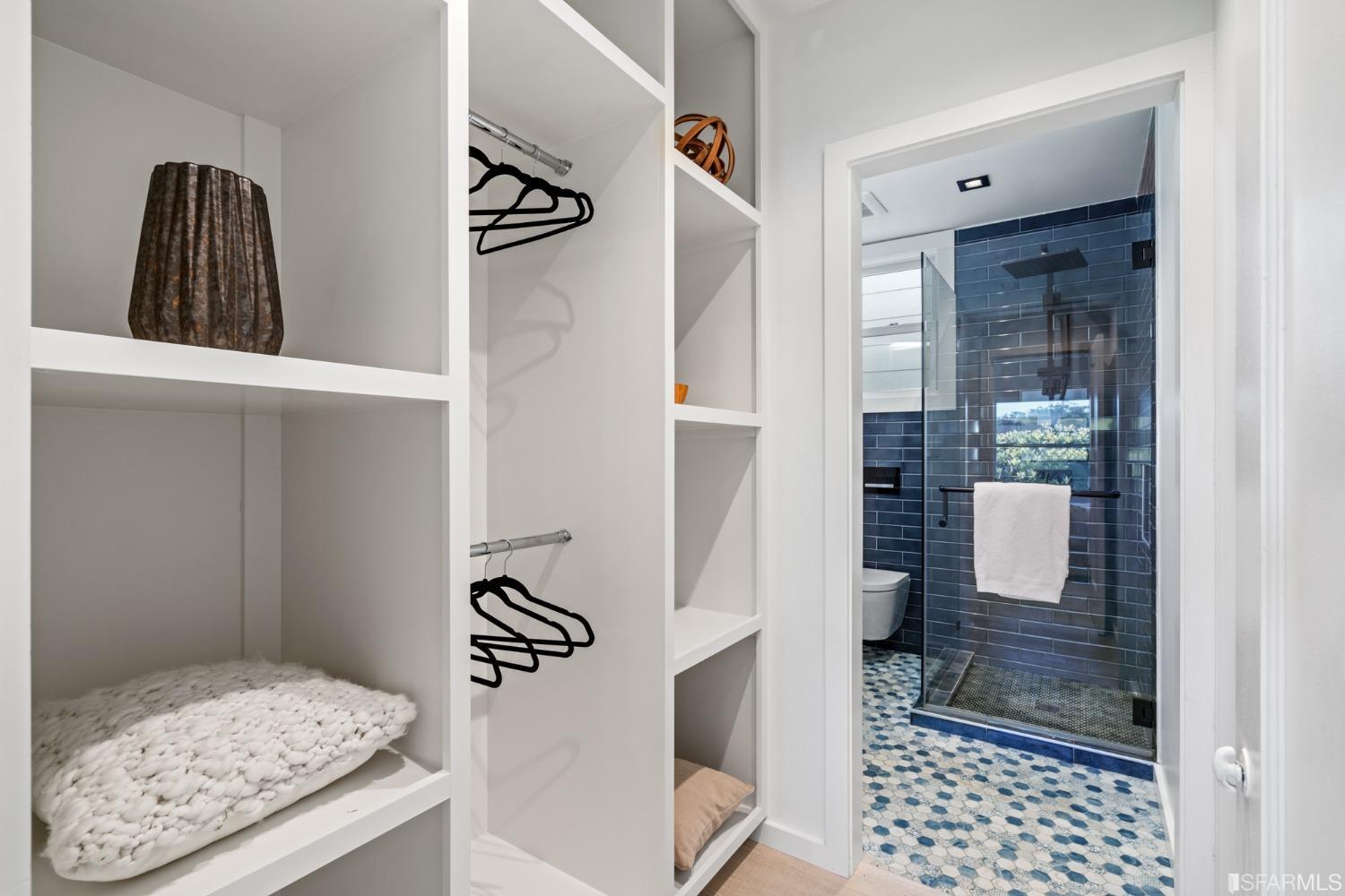 3525 Cabrillo Street